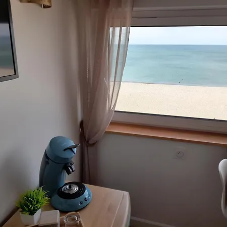 L'aneda Vue Sur - Cocconing 2 Personnes - 3eme Etage Мер-ле-Бен