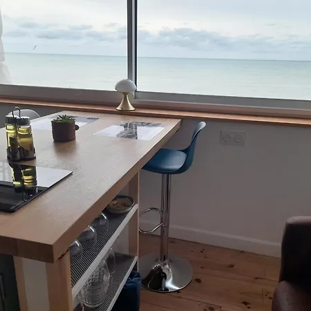 L'aneda Vue Sur - Cocconing 2 Personnes - 3eme Etage Мер-ле-Бен